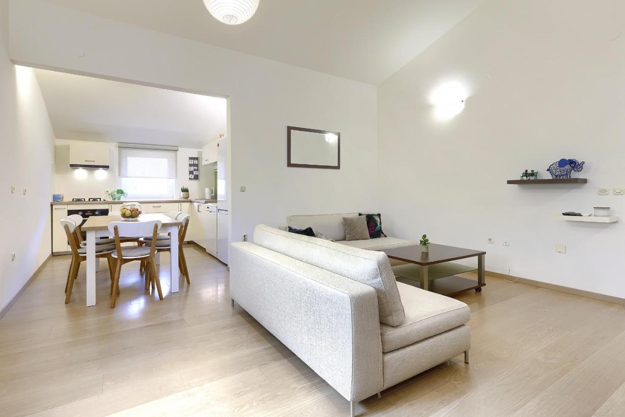 Homestay Пула Екстериор снимка