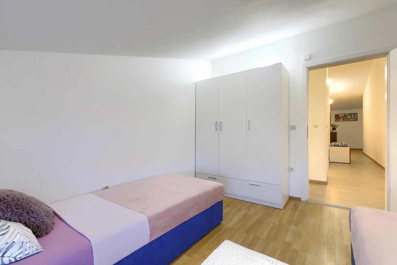 Homestay Пула Екстериор снимка